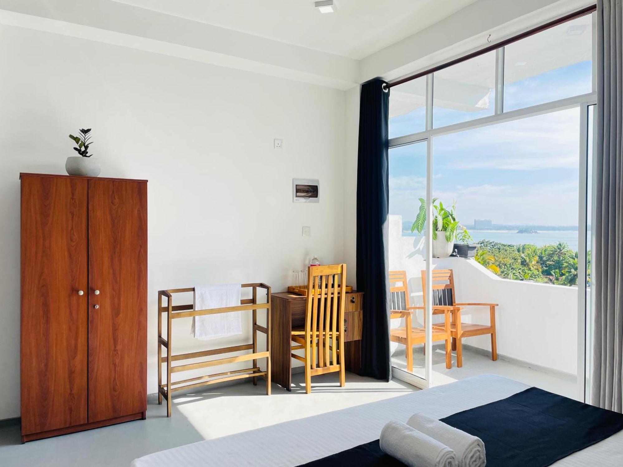 Regal Heights Hotel Weligama Exteriör bild